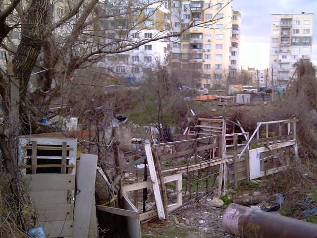 Гето расте в "Кайсиева градина", Варна