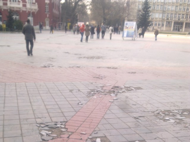 центърът на град Варна е като след бомбардировки