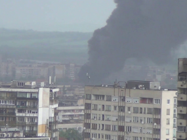 Голям пожар във Враца