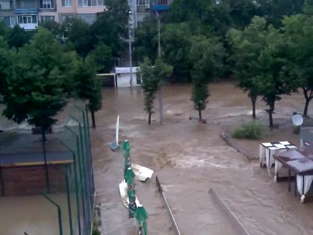 Наводнението в "Суха река" в Добрич