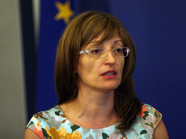 Регионалният министър Екатерина Захариева. Снимка: БГНЕС