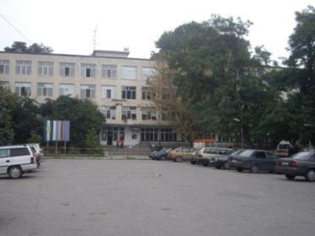 Нелоялен директор