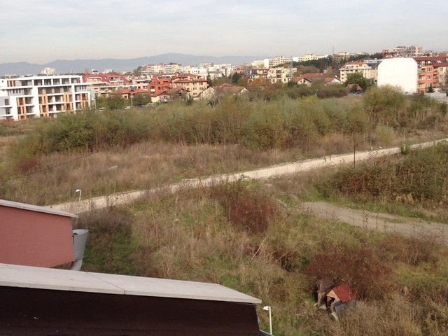 Улица- развалина в кв. Витоша