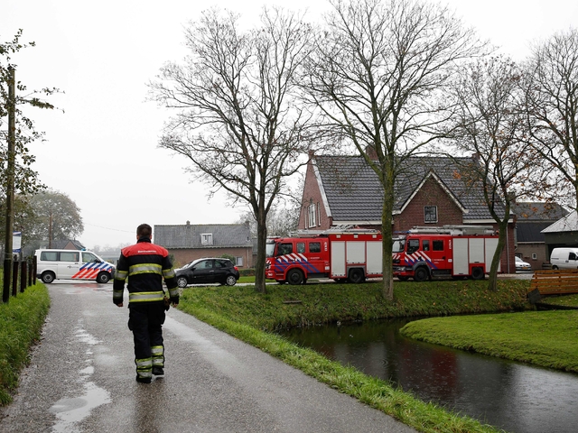 Холандия наложи временна забрана за превозване на птици, след като H5N8 бе открит в птицеферма. Снимка: ЕРА/БГНЕС