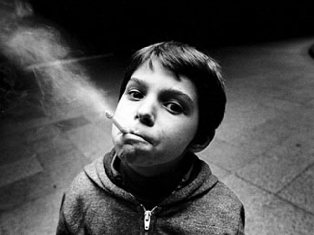 Нашите деца - вече страстни пушачи