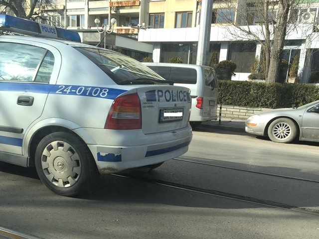 Полицаите от 1 РПУ в София правят каквото си искат