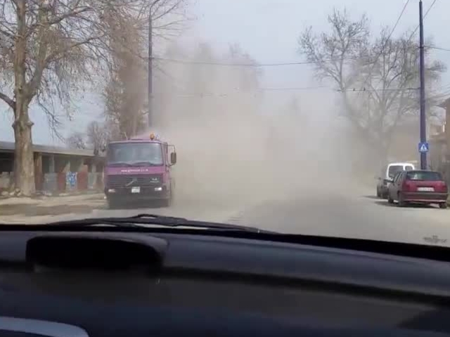 Чистене на улици в Пазарджик