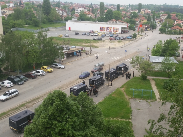 Полиция в кв. "Факултета"