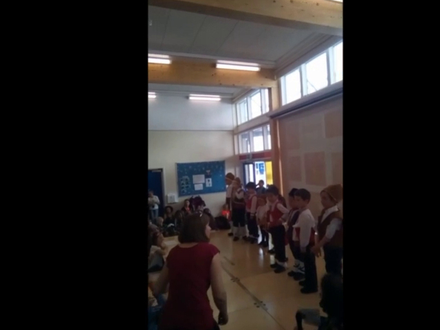 Интернационален ден в лондонско училище - българчета в Лондон