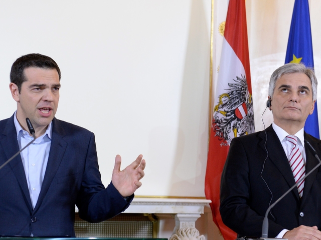 Гръцкият премиер Алексис Ципрас и австрийският канцлер Вернер Файман. Снимка: БГНЕС