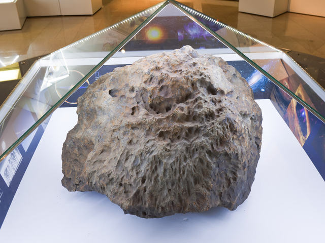 Парче от метеорита. Снимка: Shutterstock