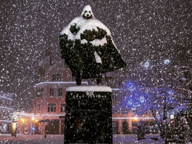 Снимки: Instagram