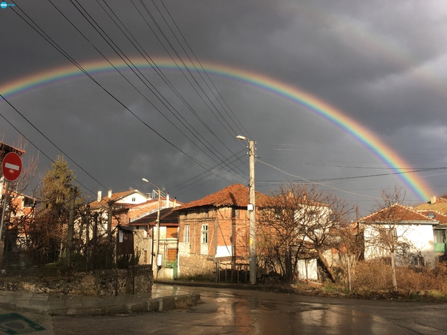 Дъгите над Петрич
