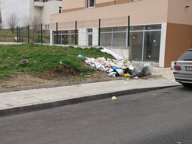 Сметище пред входа,Меден Рудник,гр Бургас