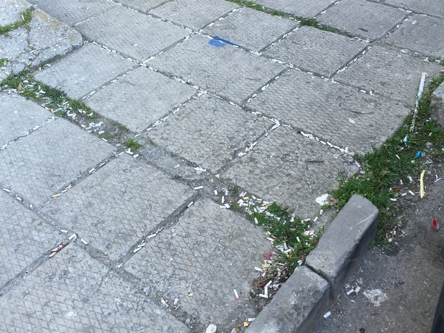 Мръсотия до шия