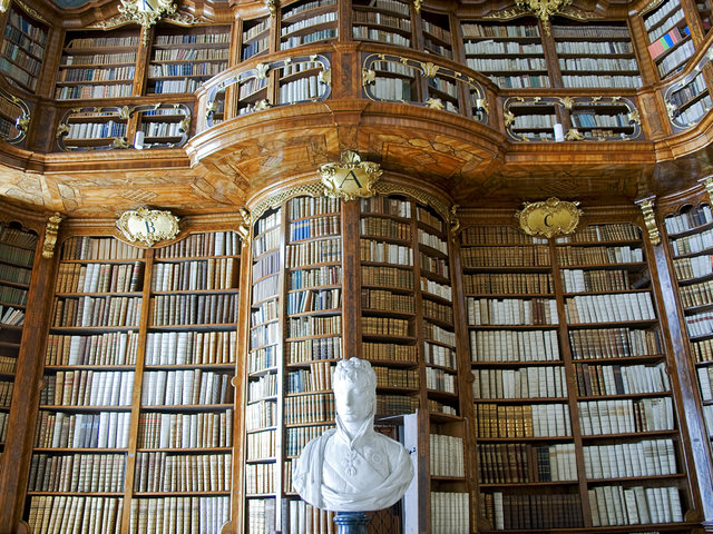 Библиотеки, представляющие разные эпохи