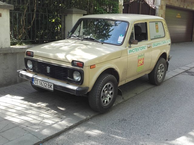 Как паркира общински автомобил?