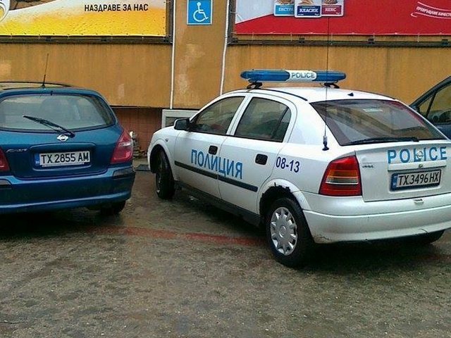 Патрулка на инвалидно място