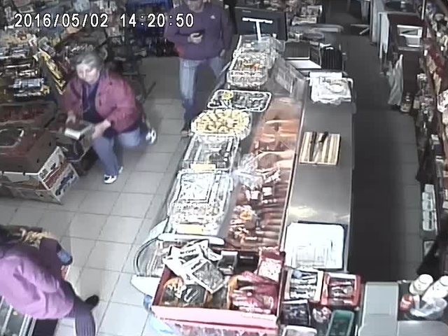 Крадец в хранителен магазин