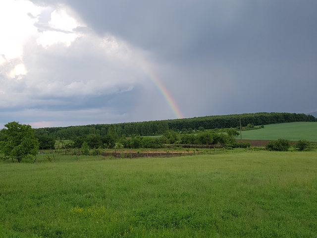 Красива дъга над село Мраморен