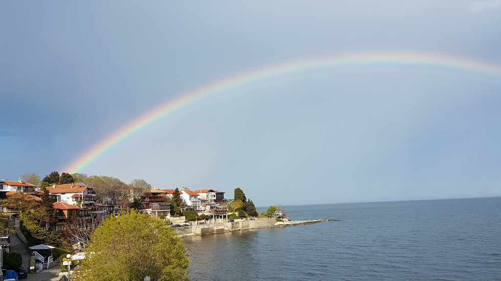 Дъга в Несебър
