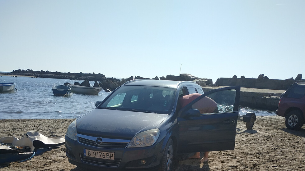 Лодки и замърсяване на дюните