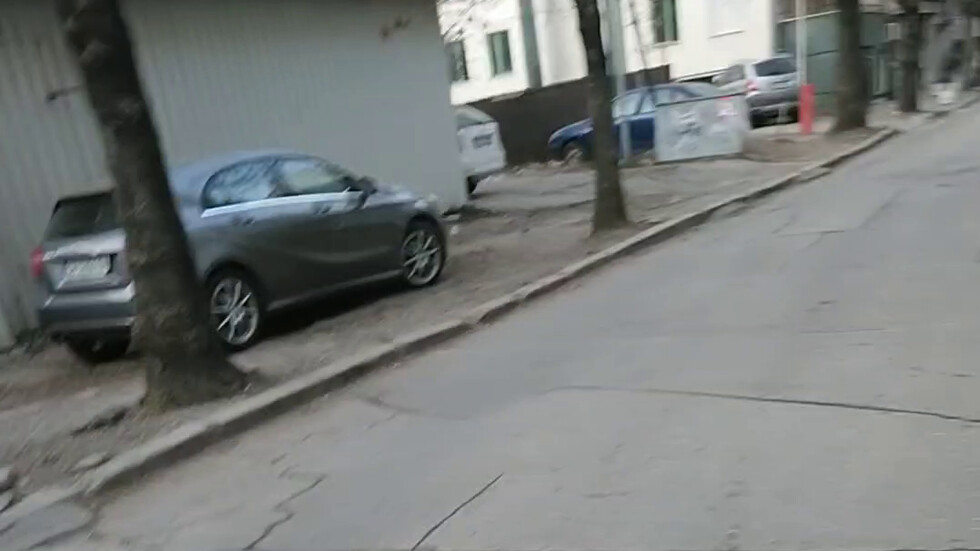 Състоянието на тротоарите в квартал "Стрелбище"
