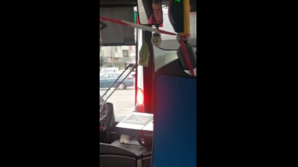 Шофьор на автобус на линия 148 във Варна