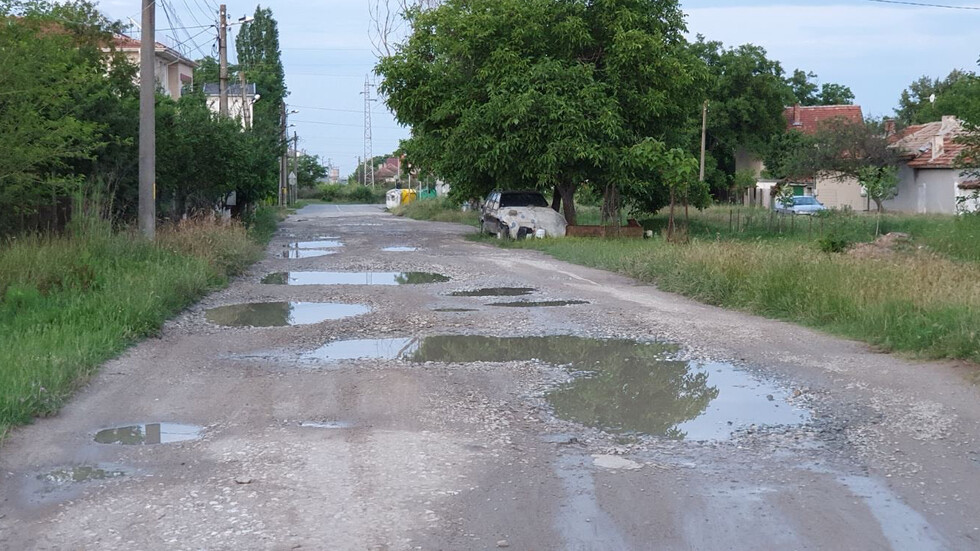 Улица „Слънчева” в с. Калояновец