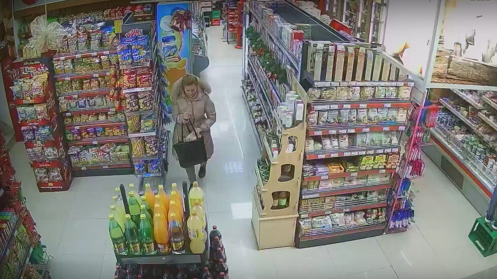 Крадец в супермаркет Бургас
