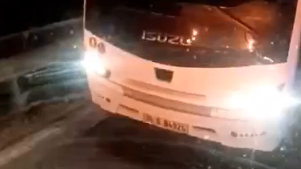 Автобуси с транзитни турски номера – в насрещното на „Дунав мост 2”