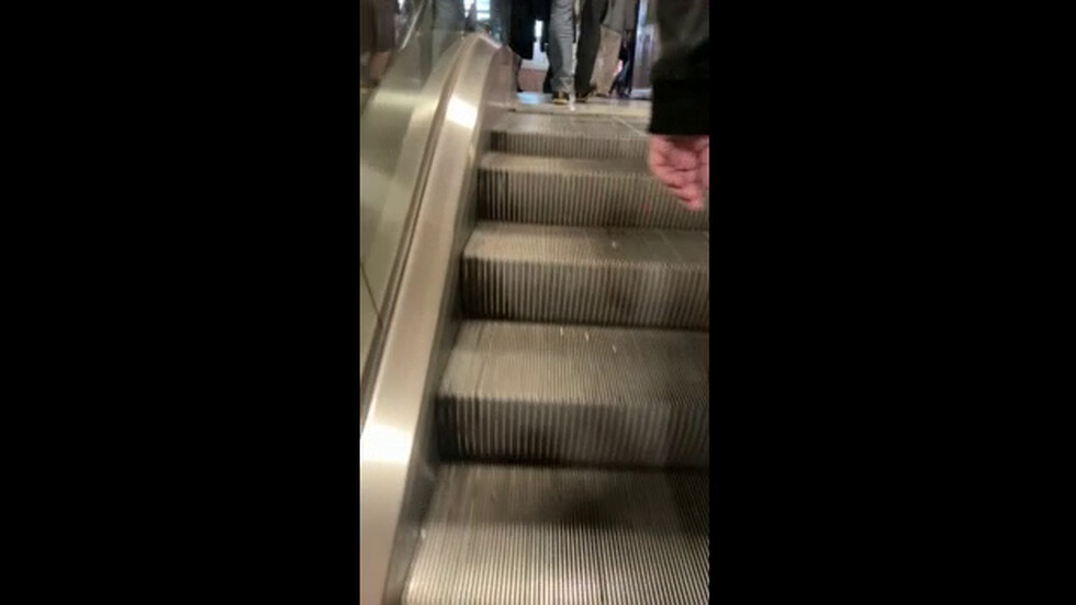 Повреден ескалатор на метростанция „Сердика”