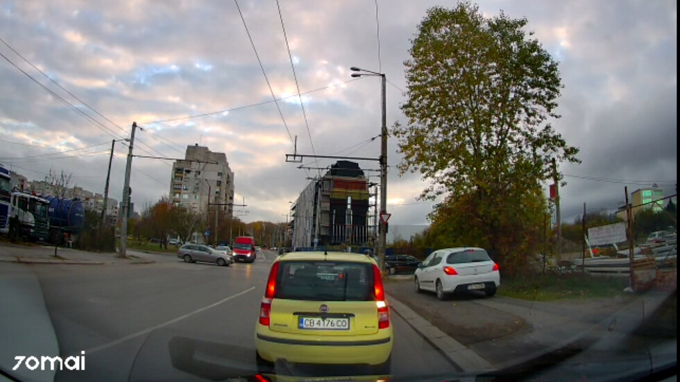 Шофиране по тротоара