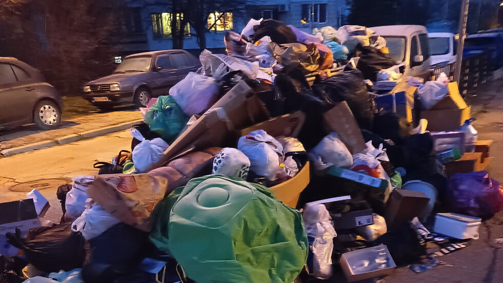 Боклукът в "Люлин" 6