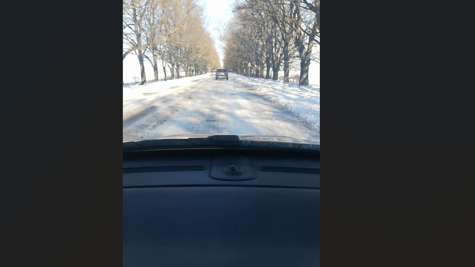 Непочистен път