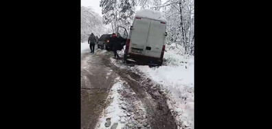 Без ток и чистене на пътища