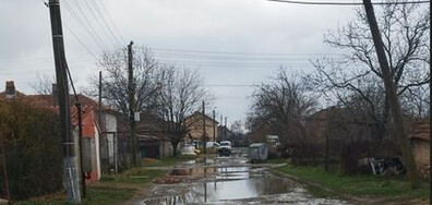 Село Загоре общ.Стара Загора улица не ремонтирана от 30 години.