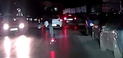 На задна гума между колите в Студентски град