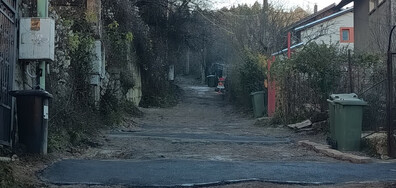 Пътната настилка на ул. "Момина сълза" във Владая