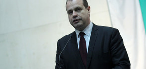 Бившият шеф на АПИ - на съд