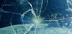 УАЗ с военни се обърна на АМ "Тракия" (ВИДЕО)