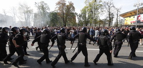 ПРОТЕСТИ СРЕЩУ ПУТИН: 1300 арестувани и сълзотворен газ (ВИДЕО+СНИМКИ)