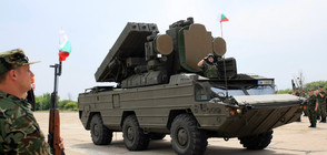 52 бойни машини ще дефилират на парада в София