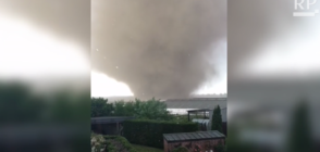 Зрелищно торнадо в Западна Германия (ВИДЕО)