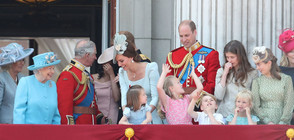 Пищен парад за рождения ден на кралица Елизабет II (ВИДЕО+СНИМКИ)