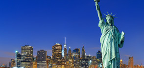 НАВРЪХ 4 ЮЛИ: Затвориха принудително Статуята на свободата в Ню Йорк (ВИДЕО)