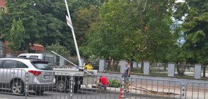 Автобус се заби в стълб на булевард в Пловдив