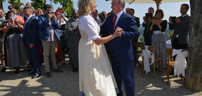 Путин танцува с австрийския външен министър (ВИДЕО+СНИМКИ)