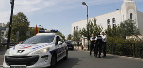 Двама убити при атака с нож в Париж (ВИДЕО)