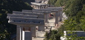 Косово приключва изграждането на магистралата до Македония